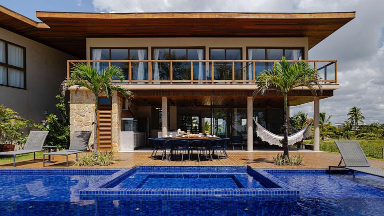 Casa alto padrão 6 suítes Condomínio Iberostate Praia do For