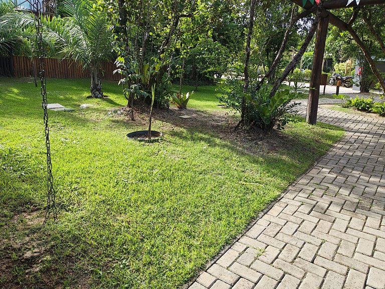 Casa com 3 suítes Condomínio Alto da Enseada