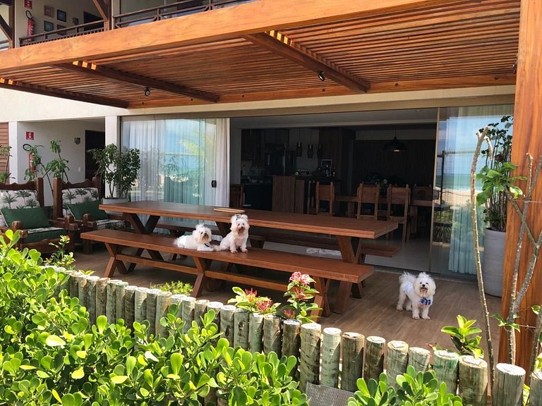 Apartamento Pé na Areia Frente Mar em Imbassai