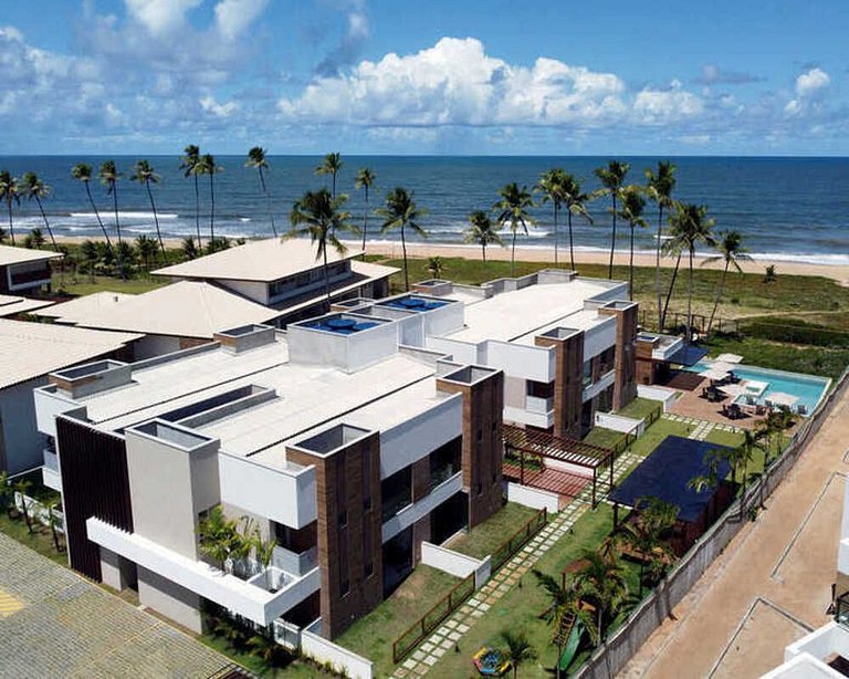 Apartamento Vista Mar e Pé na Areia 3 Suites em Condomínio e