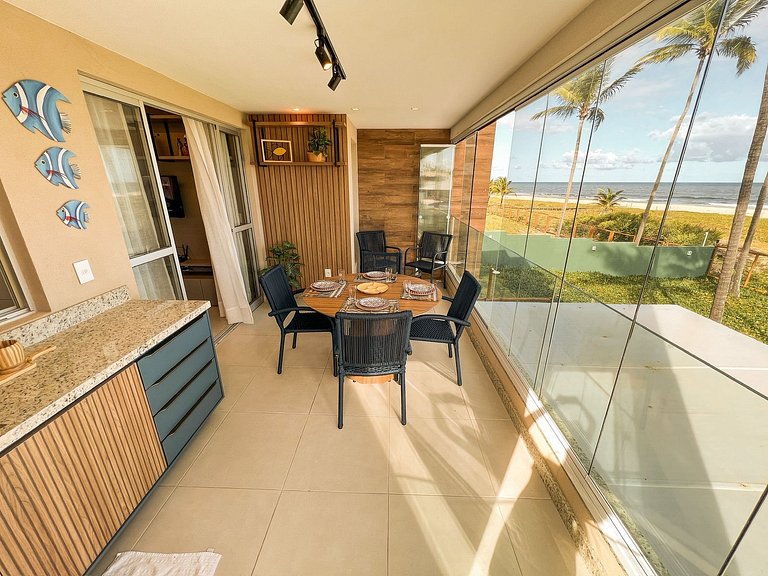 Apartamento Vista Mar e Pé na Areia 3 Suites em Condomínio e