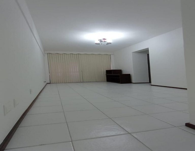 Apartamento 2/4 no Rio Vermelho Próximo a Praia