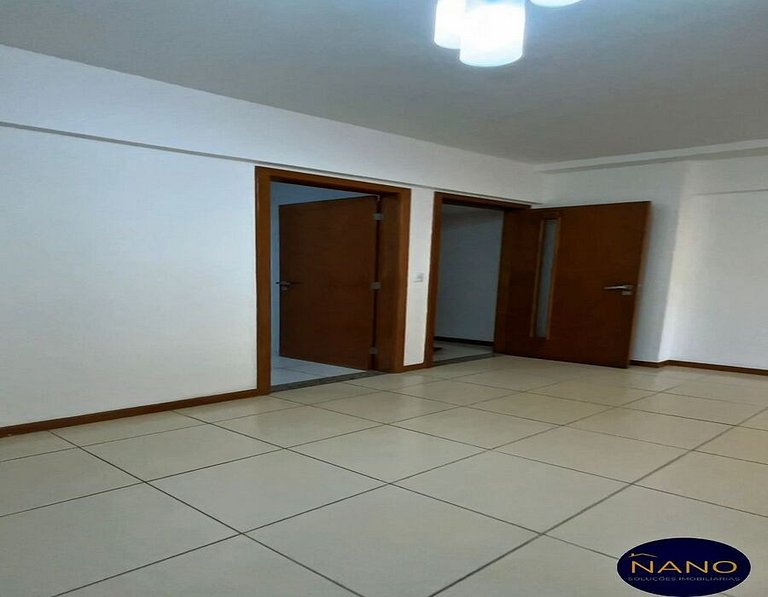Apartamento Próximo a Praia em Jardim Armação