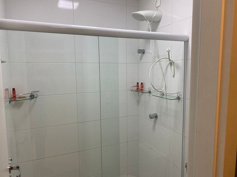 Lindo Apartamento em Guarajuba Proximo a Praia