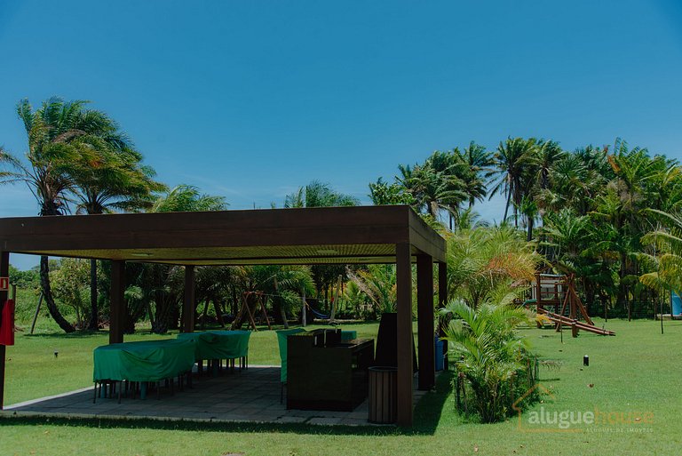 Apt 2Qts Cobertura em Guarajuba Perto do Mar