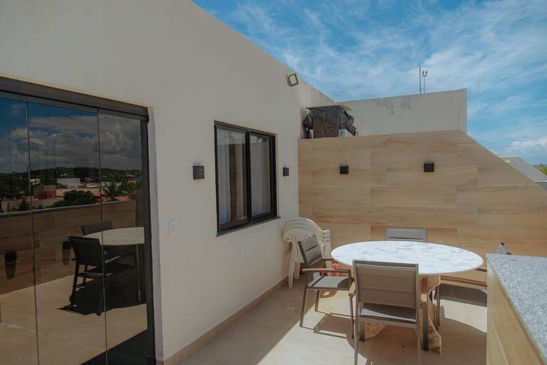 Apt 2Qts Cobertura em Guarajuba Perto do Mar