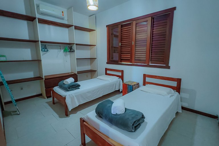 Casa 4Qts Cond em Itacimirim Prox Praia