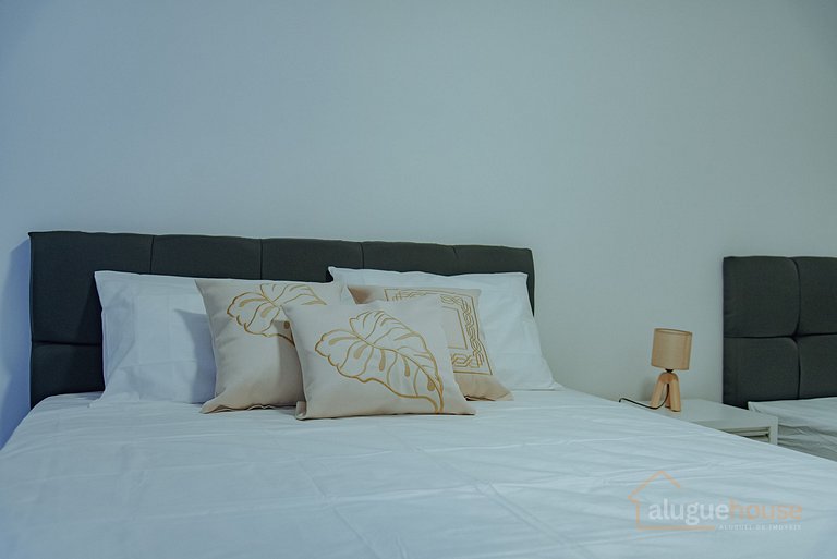 Bela Casa Alta Padrão 6Qts em Guarajuba Prox Praia