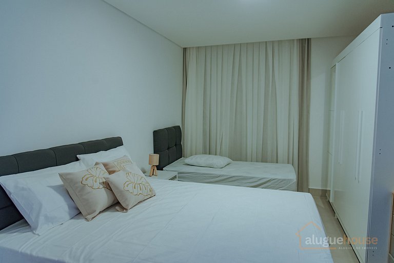 Bela Casa Alta Padrão 6Qts em Guarajuba Prox Praia