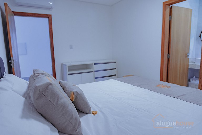 Bela Casa Alta Padrão 6Qts em Guarajuba Prox Praia