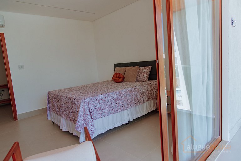 Bela Casa Alta Padrão 6Qts em Guarajuba Prox Praia