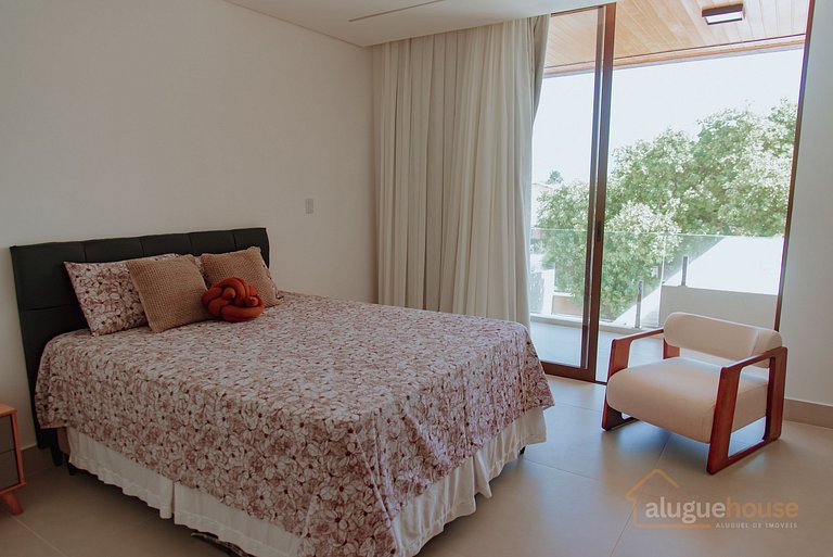 Bela Casa Alta Padrão 6Qts em Guarajuba Prox Praia
